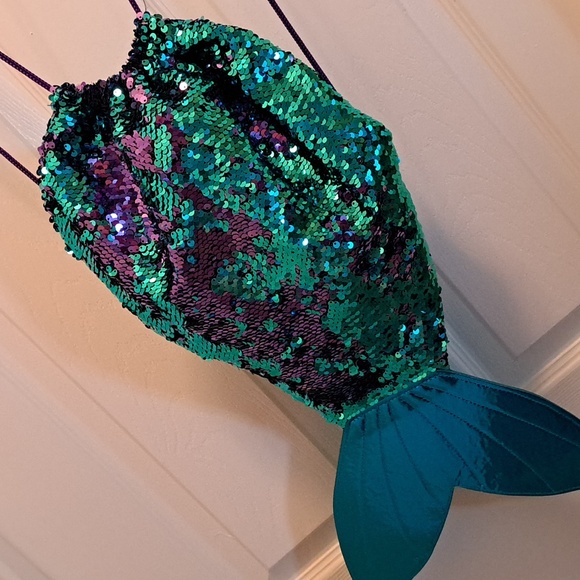 GirlZone Mermaid Design Sequin Back Pack - Picture 1 of 3